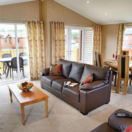 South Lakeland Leisure Village Hornby  Екстериор снимка
