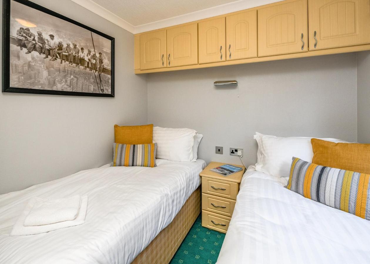 South Lakeland Leisure Village Hornby  Екстериор снимка