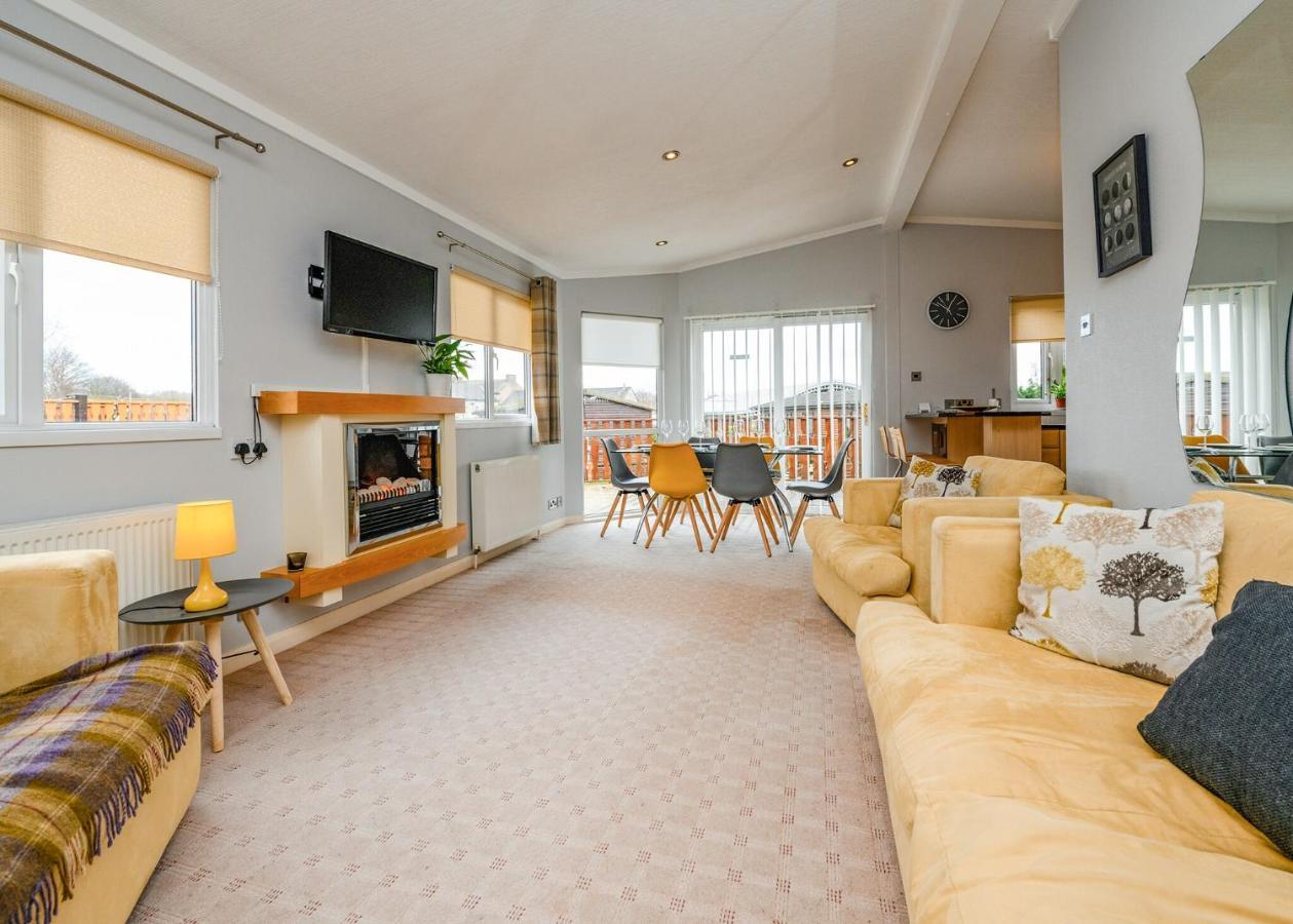 South Lakeland Leisure Village Hornby  Екстериор снимка